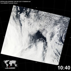 Level 1B Image at: 1040 UTC