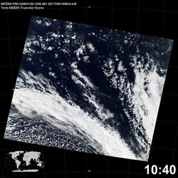 Level 1B Image at: 1040 UTC