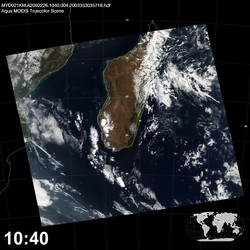 Level 1B Image at: 1040 UTC