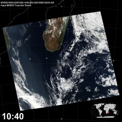 Level 1B Image at: 1040 UTC